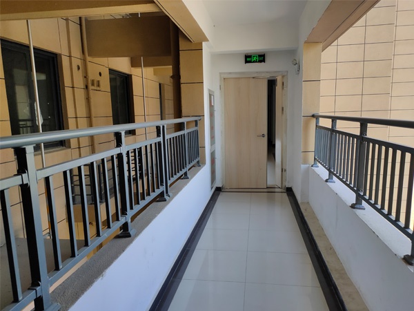 走廊陽臺(tái)護(hù)欄 走廊陽臺(tái)護(hù)欄