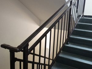 小區(qū)樓梯護(hù)欄 小區(qū)樓梯護(hù)欄