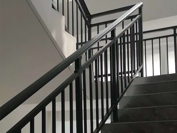 怎么在網上定制樓梯扶手？方法在這里！