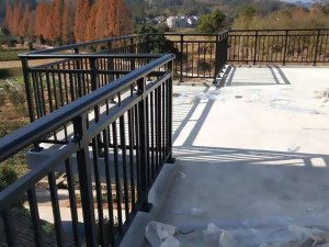 陽臺護(hù)欄哪里有賣的？