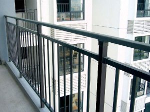 鋅鋼護(hù)欄一般能用多久？