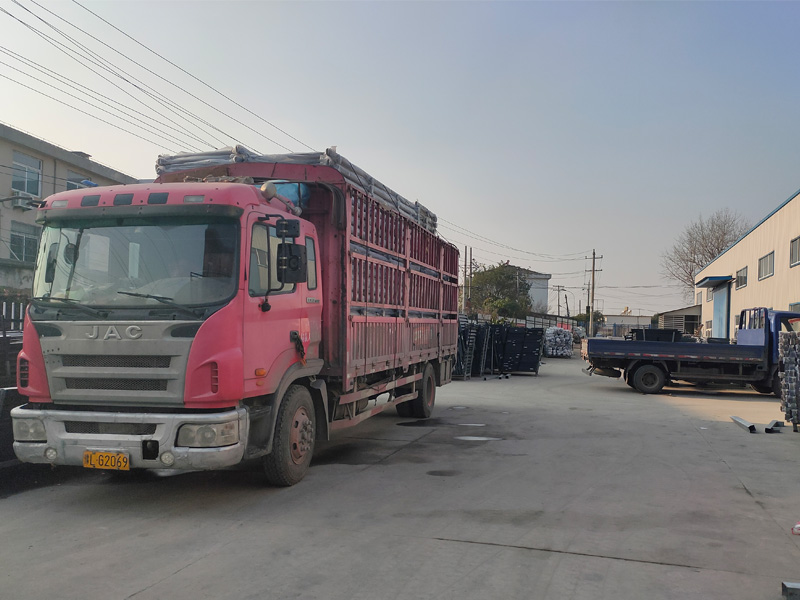 金用護欄2020年11月30日鋅鋼陽臺護欄發(fā)貨! 金用護欄2020年11月30日鋅鋼陽臺護欄發(fā)貨!