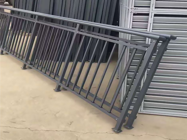 鋅鋼護(hù)欄防銹效果好不好？