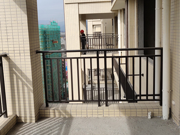 鋅鋼護(hù)欄有哪幾種款式? 鋅鋼護(hù)欄有哪幾種款式?