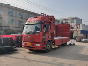 金用護(hù)欄2020年12月16日上午鋅鋼陽臺(tái)護(hù)欄發(fā)貨！