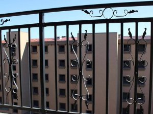 鋅鋼護(hù)欄價格計算方法