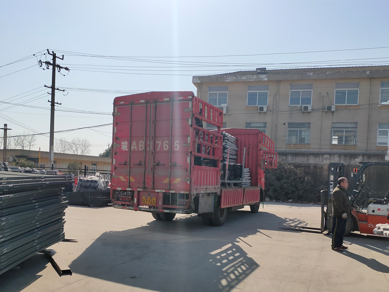 金用護欄2021年1月19日鋅鋼飄窗護欄發(fā)貨! 金用護欄2021年1月19日鋅鋼飄窗護欄發(fā)貨!