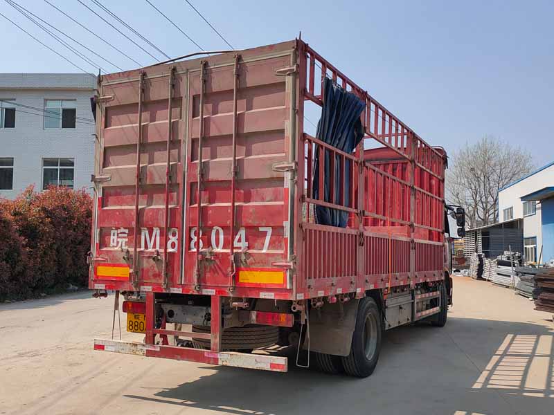 金用護(hù)欄2021年3月25日鋁合金百葉窗發(fā)貨! 金用護(hù)欄2021年3月25日鋁合金百葉窗發(fā)貨!