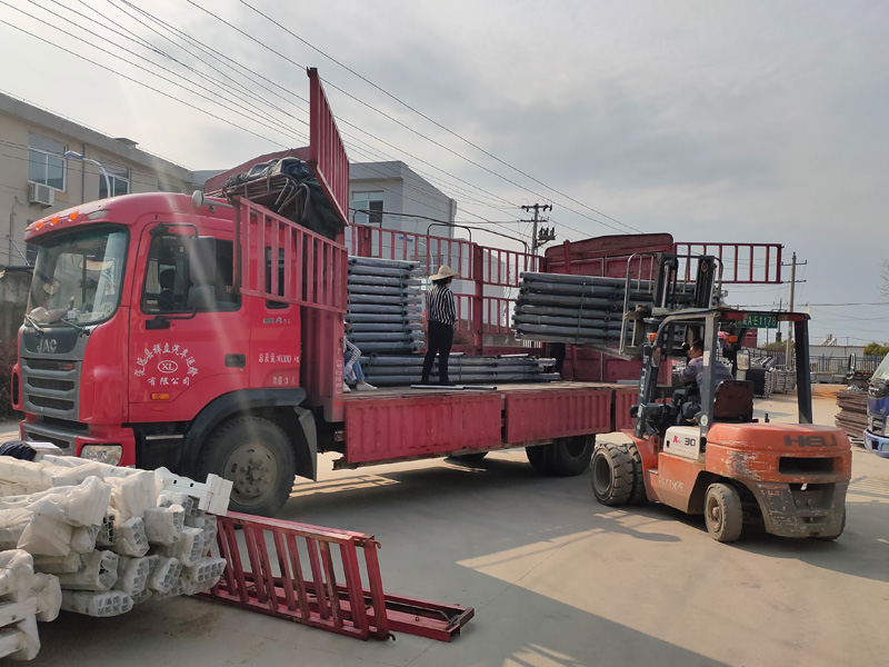 金用護(hù)欄2021年3月26日鋅鋼樓梯欄桿發(fā)貨! 金用護(hù)欄2021年3月26日鋅鋼樓梯欄桿發(fā)貨!