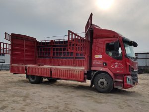 金用護欄2021年4月7日鋅鋼百葉窗發貨！