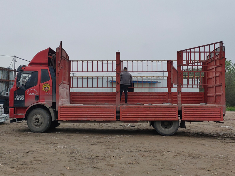 金用護(hù)欄2021年4月12日鋅鋼連廊欄桿發(fā)貨! 金用護(hù)欄2021年4月12日鋅鋼連廊欄桿發(fā)貨!