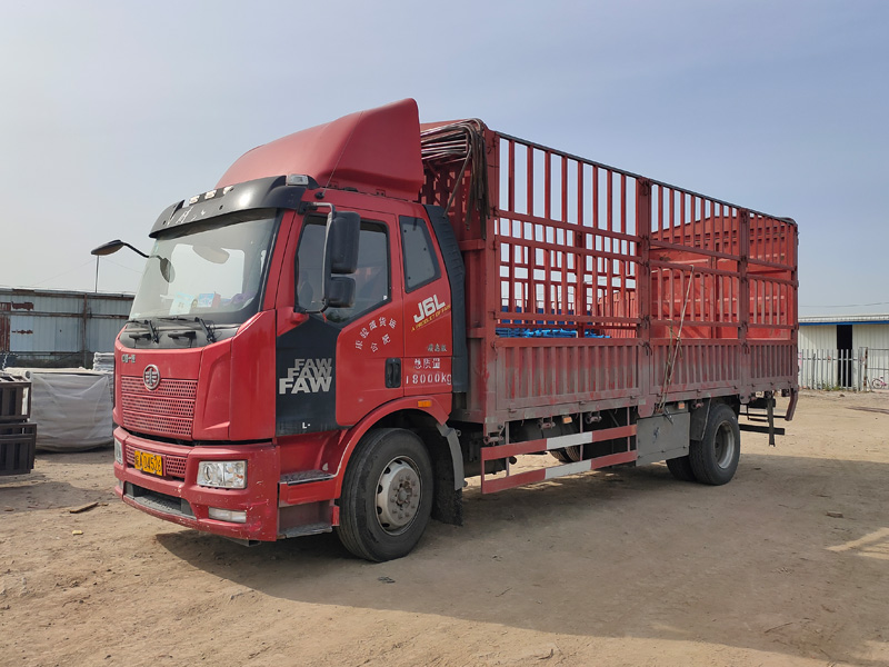 金用護欄2021年4月17日鋅鋼百葉窗發貨! 金用護欄2021年4月17日鋅鋼百葉窗發貨!