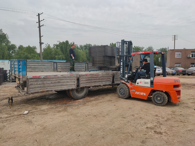 金用護(hù)欄2021年5月6日鋅鋼飄窗護(hù)欄發(fā)貨！