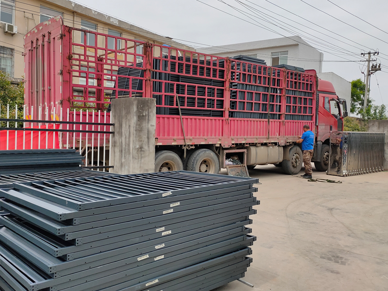 金用護欄2021年5月6日鋅鋼百葉窗發(fā)貨! 金用護欄2021年5月6日鋅鋼百葉窗發(fā)貨!