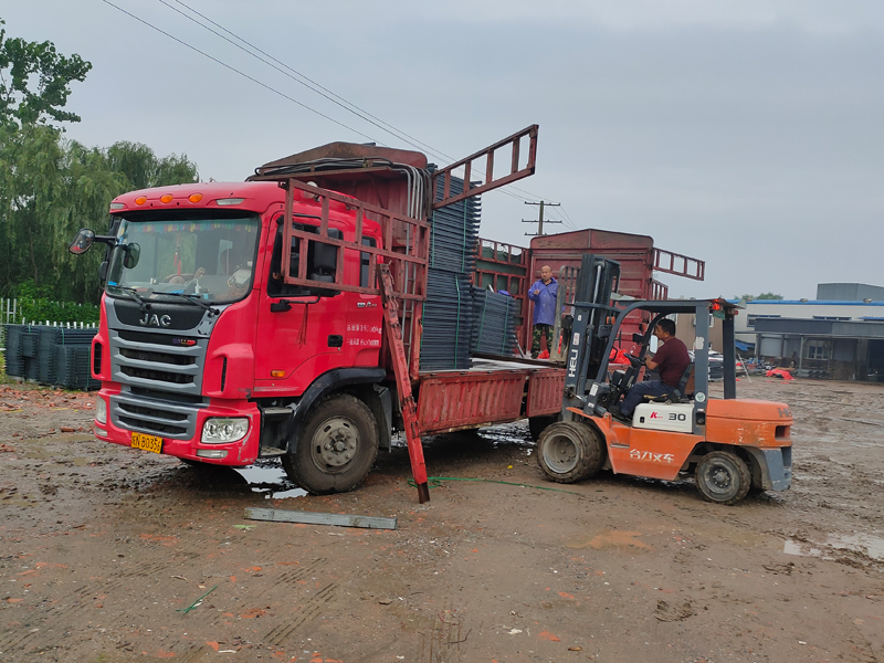 金用護欄2021年6月19日鋅鋼護窗欄桿發貨！