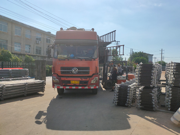 金用護欄2021年8月9日鋅鋼圍墻護欄發貨！