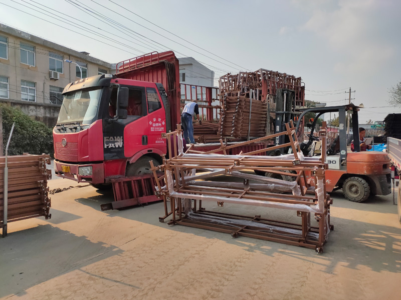 金用護欄2021年11月1日鋁合金護欄發貨！