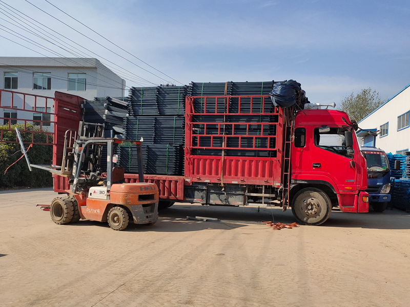 金用護(hù)欄2021年11月16日鋅鋼空調(diào)護(hù)欄發(fā)貨! 金用護(hù)欄2021年11月16日鋅鋼空調(diào)護(hù)欄發(fā)貨!