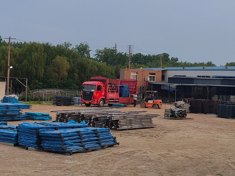 金用護欄2022年6月25日鋅鋼陽臺護欄裝車發(fā)貨! 金用護欄2022年6月25日鋅鋼陽臺護欄裝車發(fā)貨!