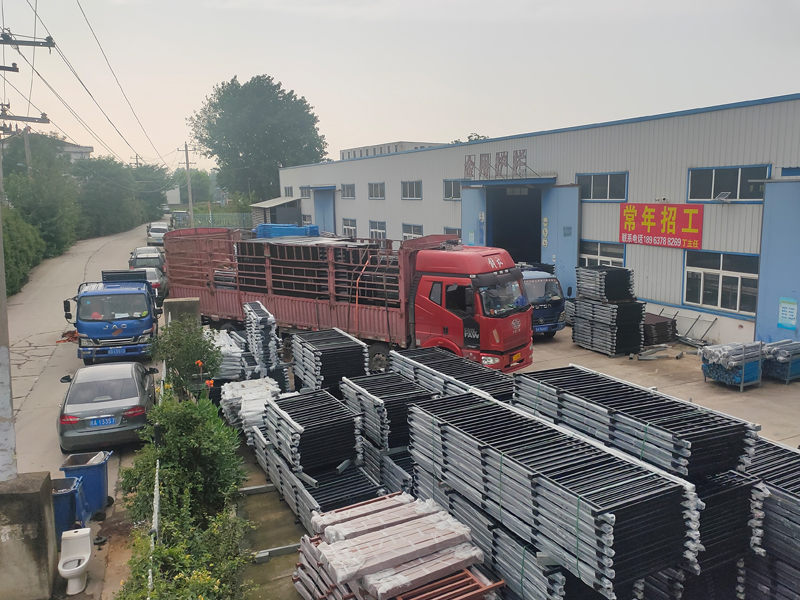 2023年6月30日鋁合金百葉窗裝車發貨! 2023年6月30日鋁合金百葉窗裝車發貨!