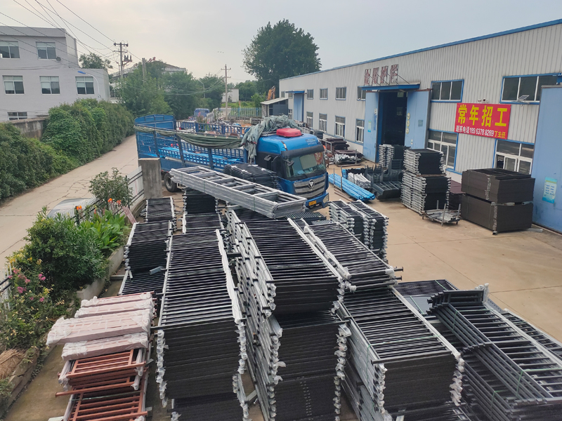 2023年7月26日鋅鋼組裝護欄裝車發貨！