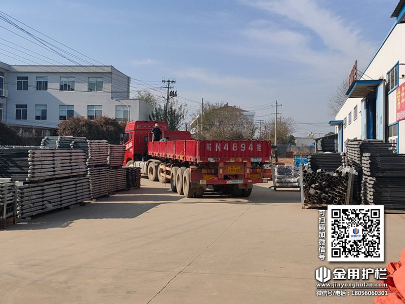 2023年12月9日鋅鋼組裝欄桿裝車發(fā)貨! 2023年12月9日鋅鋼組裝欄桿裝車發(fā)貨!