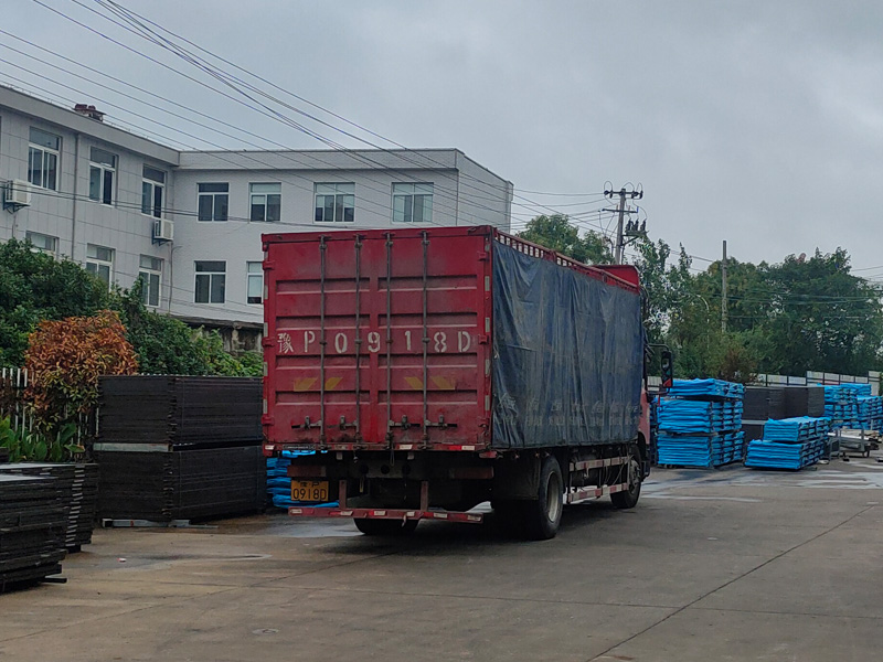 2024年9月12日鋅鋼百葉窗裝車發貨！