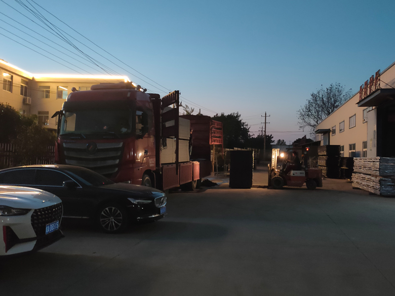 2024年11月9日鋅鋼圍欄裝車(chē)發(fā)貨! 2024年11月9日鋅鋼圍欄裝車(chē)發(fā)貨!