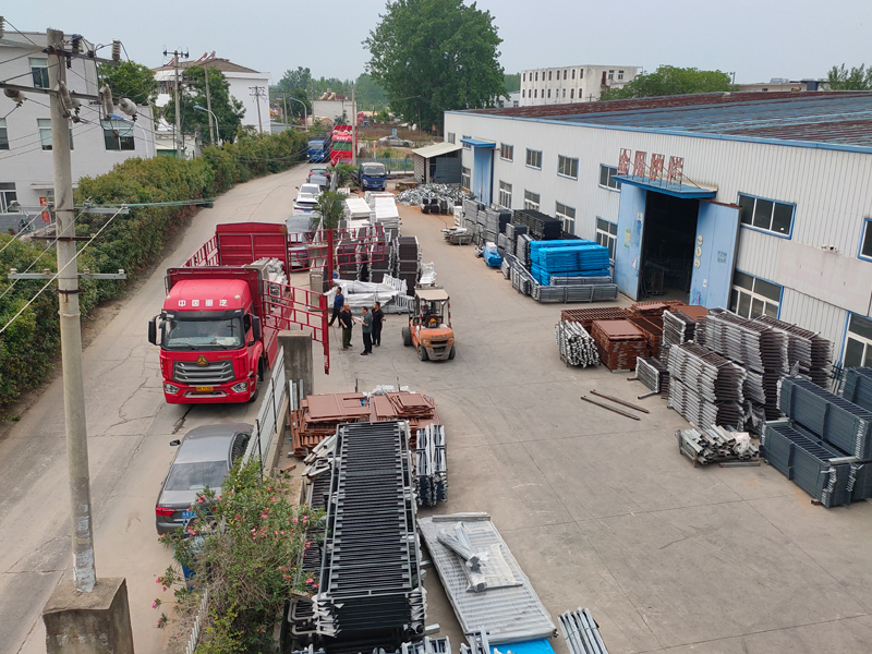2025年5月20日鋅鋼組裝欄桿裝車發貨！