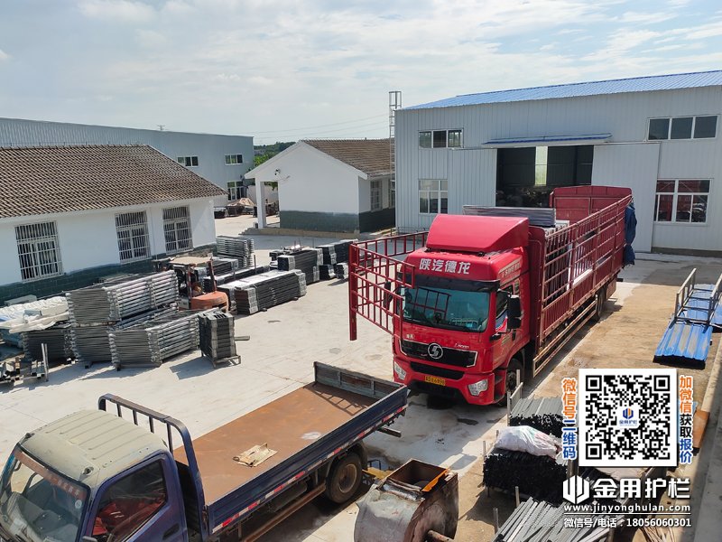 2025年6月30日鋁合金百葉窗裝車發(fā)貨! 2025年6月30日鋁合金百葉窗裝車發(fā)貨!