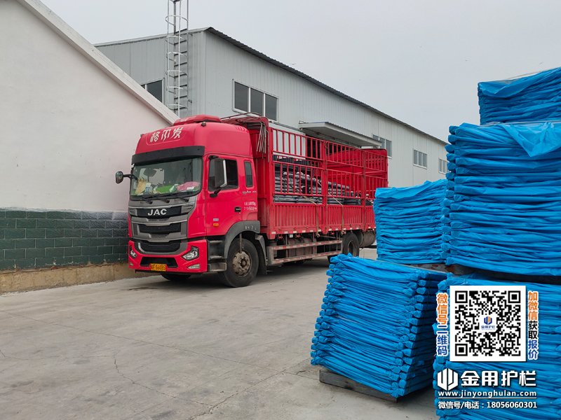 2025年8月9日鋅鋼陽臺護欄裝車發貨! 2025年8月9日鋅鋼陽臺護欄裝車發貨!